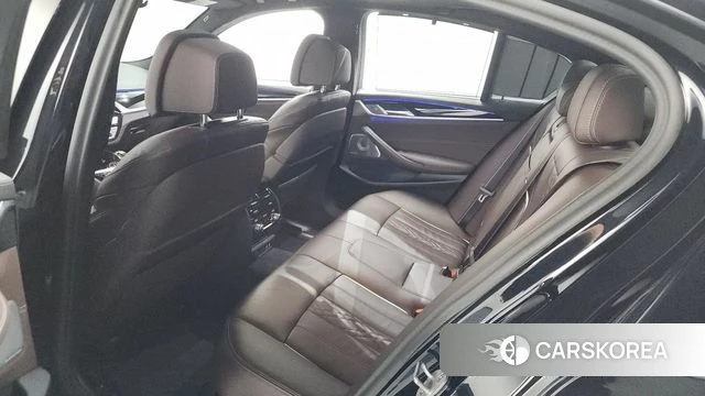 BMW 5 Series (G30) id 4618317 из Кореи 11