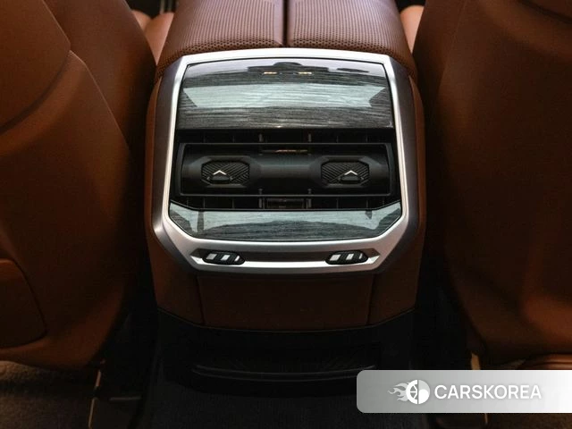 BMW i7 (G70) id 4308524 из Кореи 11