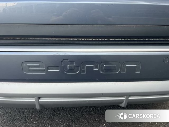 Audi Q4 e-tron id 4271894 из Китая 11