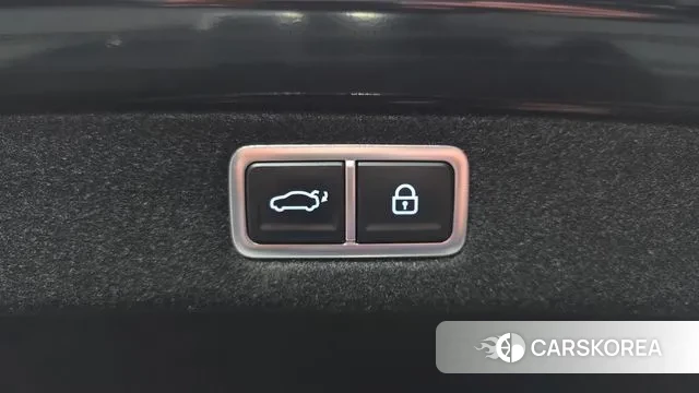 Hyundai Grandeur (GN7) id 3437502 из Кореи 11