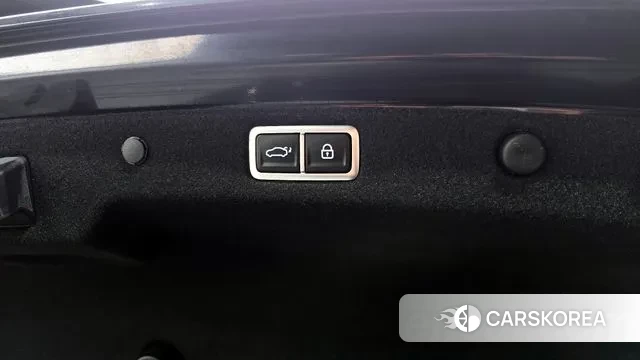 Hyundai Grandeur (GN7) id 3726380 из Кореи 11