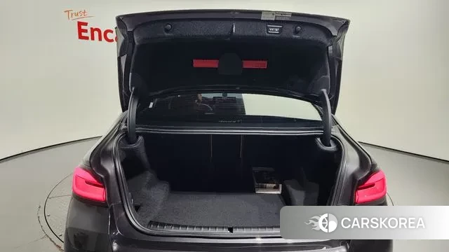 BMW 5 Series (G30) id 3032446 из Кореи 11