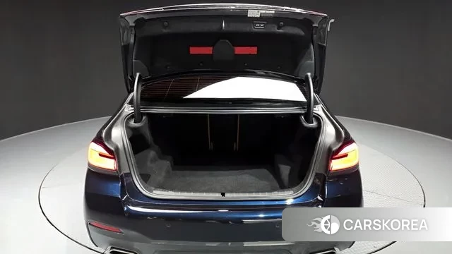 BMW 5 Series (G30) id 3416791 из Кореи 11