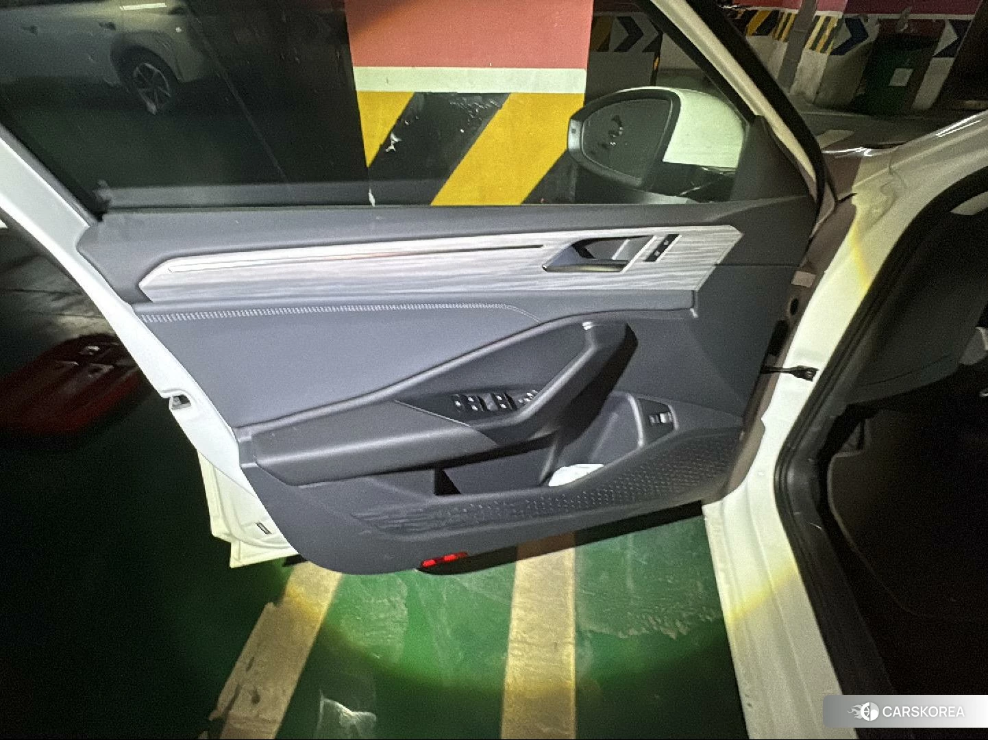 Volkswagen Sagitar id 4455131 из Китая 11