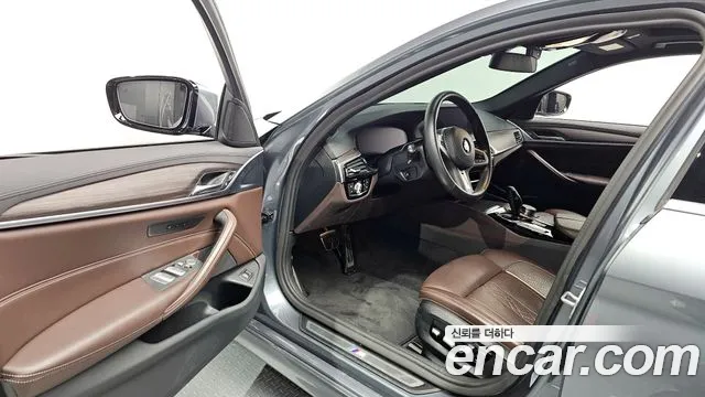 BMW 5 Series (G30) id 2681446 из Кореи 11