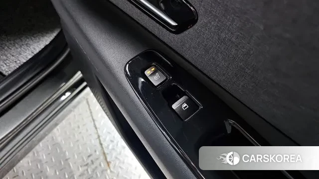 Hyundai Avante Hybrid (CN7) id 2890001 из Кореи 11