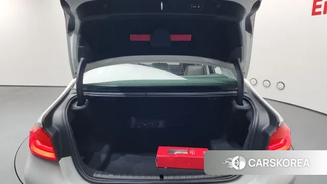 BMW 5 Series (G30) id 3608073 из Кореи 11