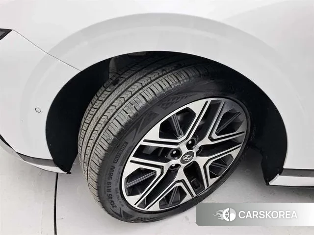 Hyundai Grandeur Hybrid (GN7) id 3332965 из Кореи 11