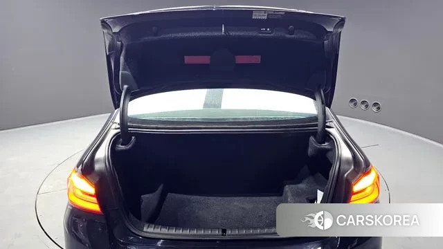 BMW 5 Series (G30) id 3682656 из Кореи 11