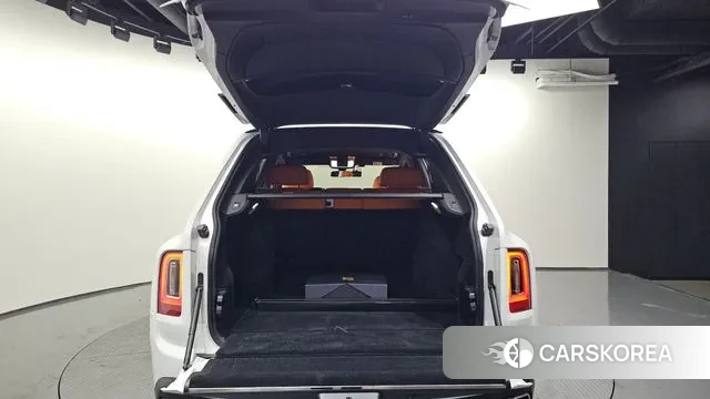 Rolls-Royce Cullinan id 3644458 из Кореи 11