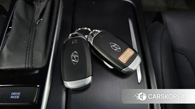 Hyundai Grandeur IG id 3161828 из Кореи 11