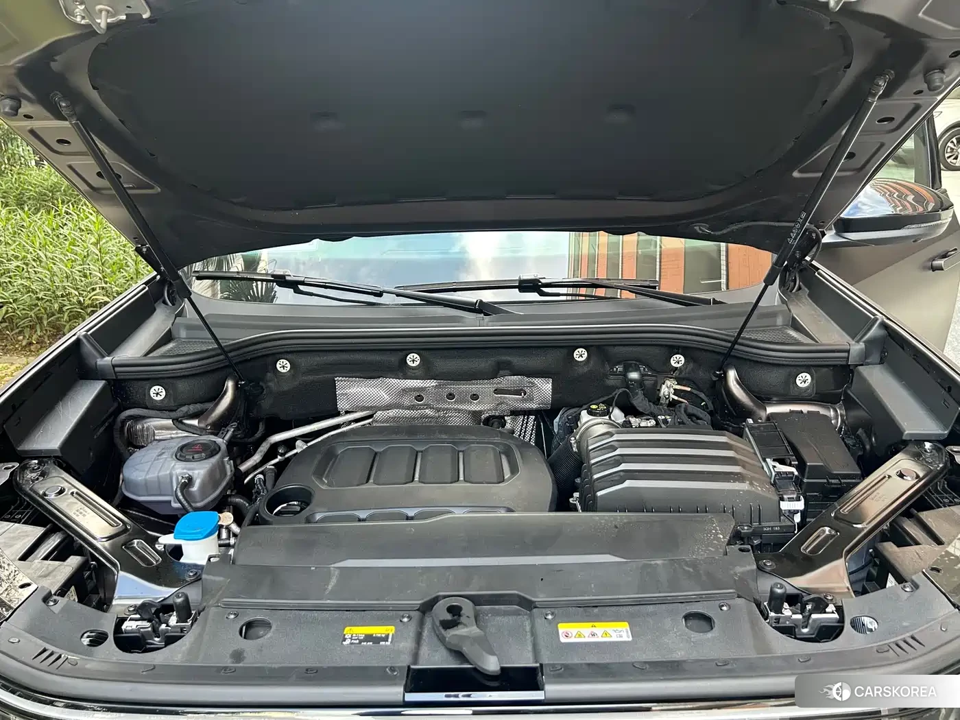 Volkswagen Touareg id 4601150 из Китая 11