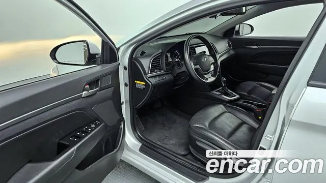 Hyundai Avante AD id 2687704 из Кореи 11