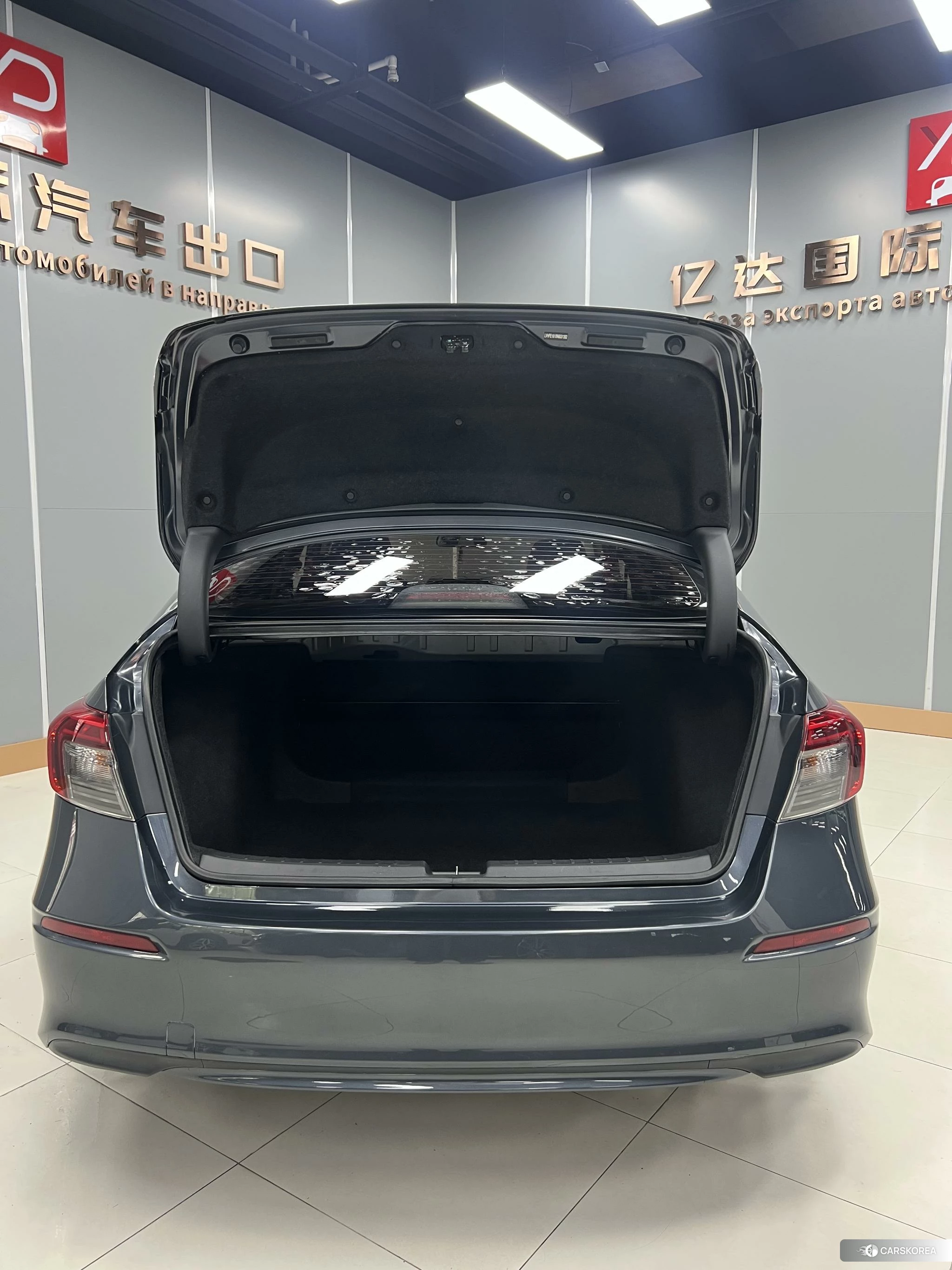 Honda Civic id 4455150 из Китая 11