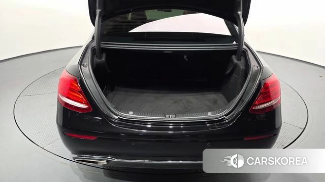 Mercedes-Benz E-Class W213 id 4873282 из Кореи 11