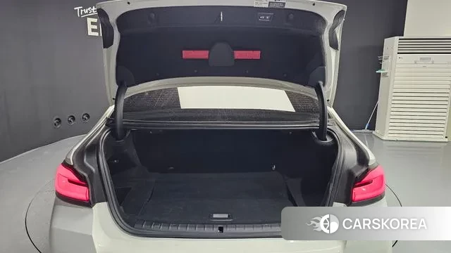 BMW 5 Series (G30) id 3022620 из Кореи 11