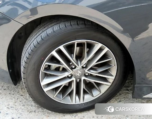 Hyundai Grandeur IG id 4483381 из Кореи 11