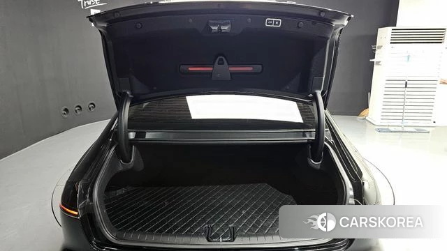 Hyundai Grandeur (GN7) id 3883360 из Кореи 11