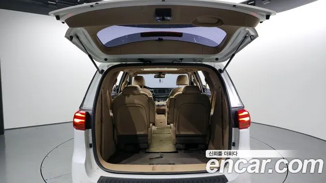 Kia The New Carnival id 2421567 из Кореи 11