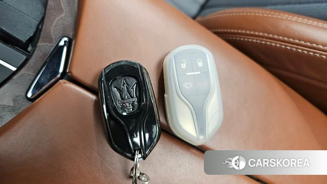 Maserati Levante id 4471529 из Кореи 11