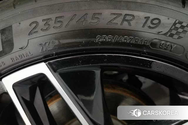 Roewe RX5 id 4211516 из Китая 11