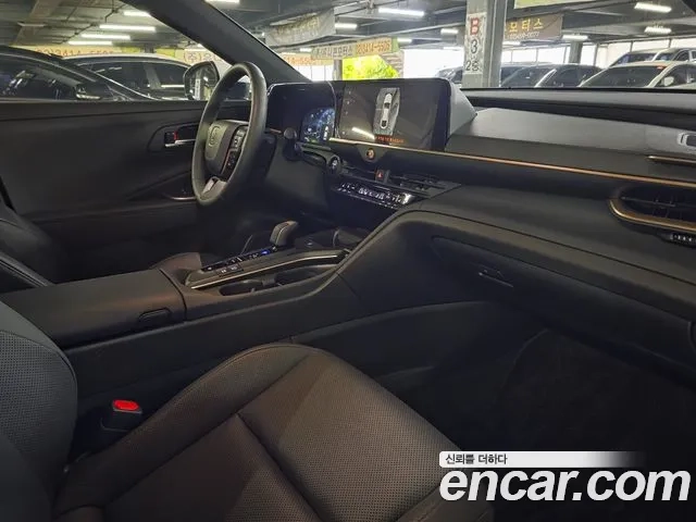 Toyota Crown Crossover id 2954134 из Кореи 11