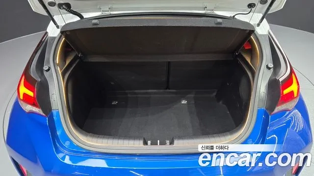 Hyundai Veloster (JS) id 2870563 из Кореи 11