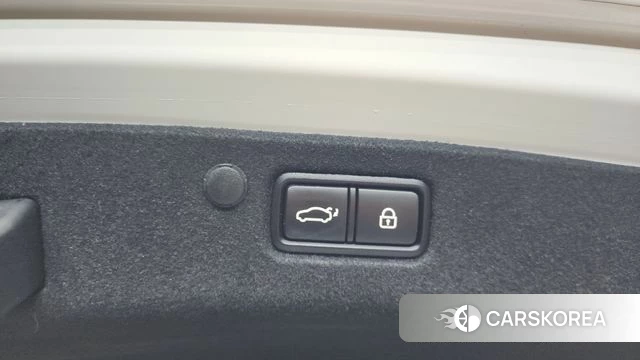 Hyundai The New Grandeur IG id 4268612 из Кореи 11