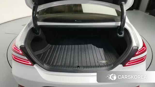 Genesis The New G70 id 3054488 из Кореи 11