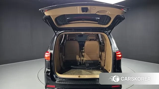 Kia The New Carnival id 2981626 из Кореи 11