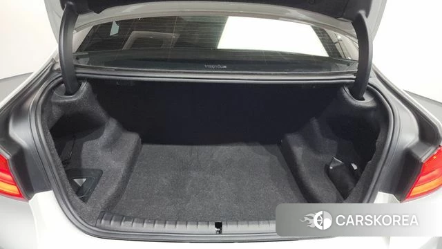 BMW 5 Series (G30) id 3834110 из Кореи 11