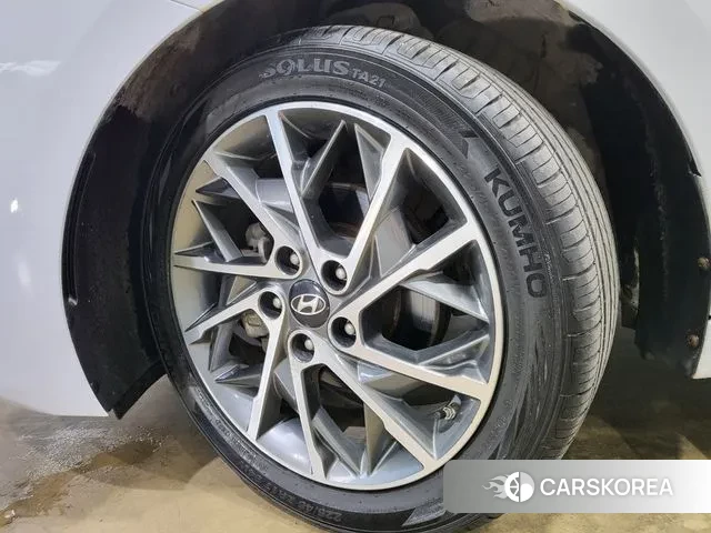 Hyundai The New Avante AD id 3562985 из Кореи 11