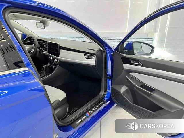 Volkswagen Bora id 4313523 из Китая 11