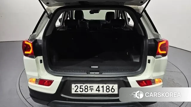 Ssangyong Beautiful Korando id 3765421 из Кореи 11