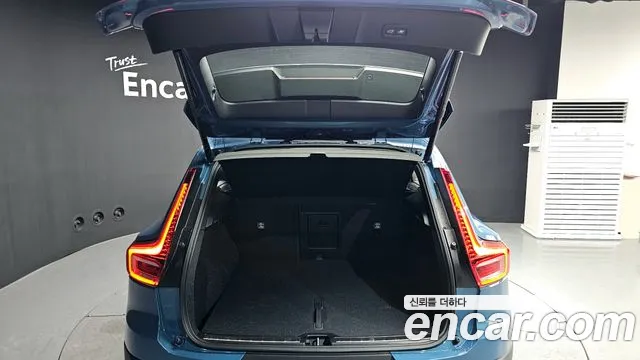 Volvo XC40 id 2653201 из Кореи 11