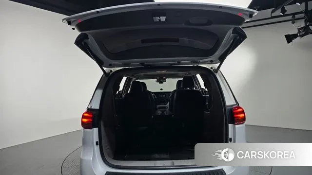 Kia The New Carnival id 3361945 из Кореи 11