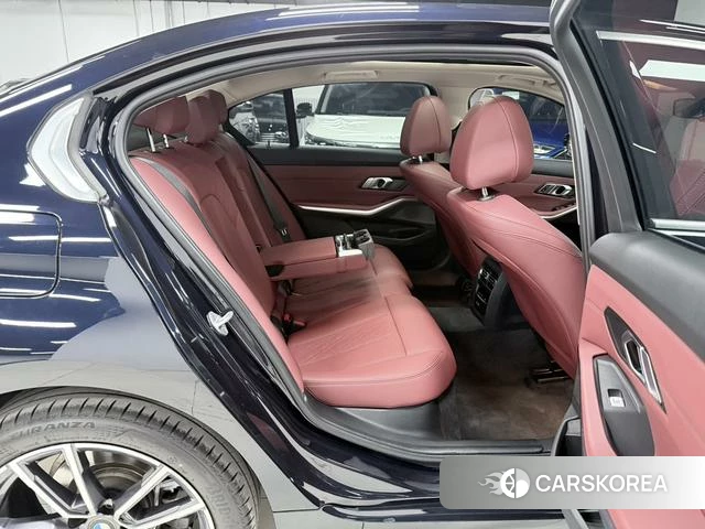 BMW 3 series id 3920372 из Китая 11