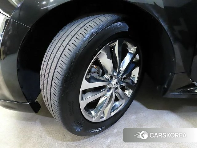 Kia All New Carnival id 4286179 из Кореи 11