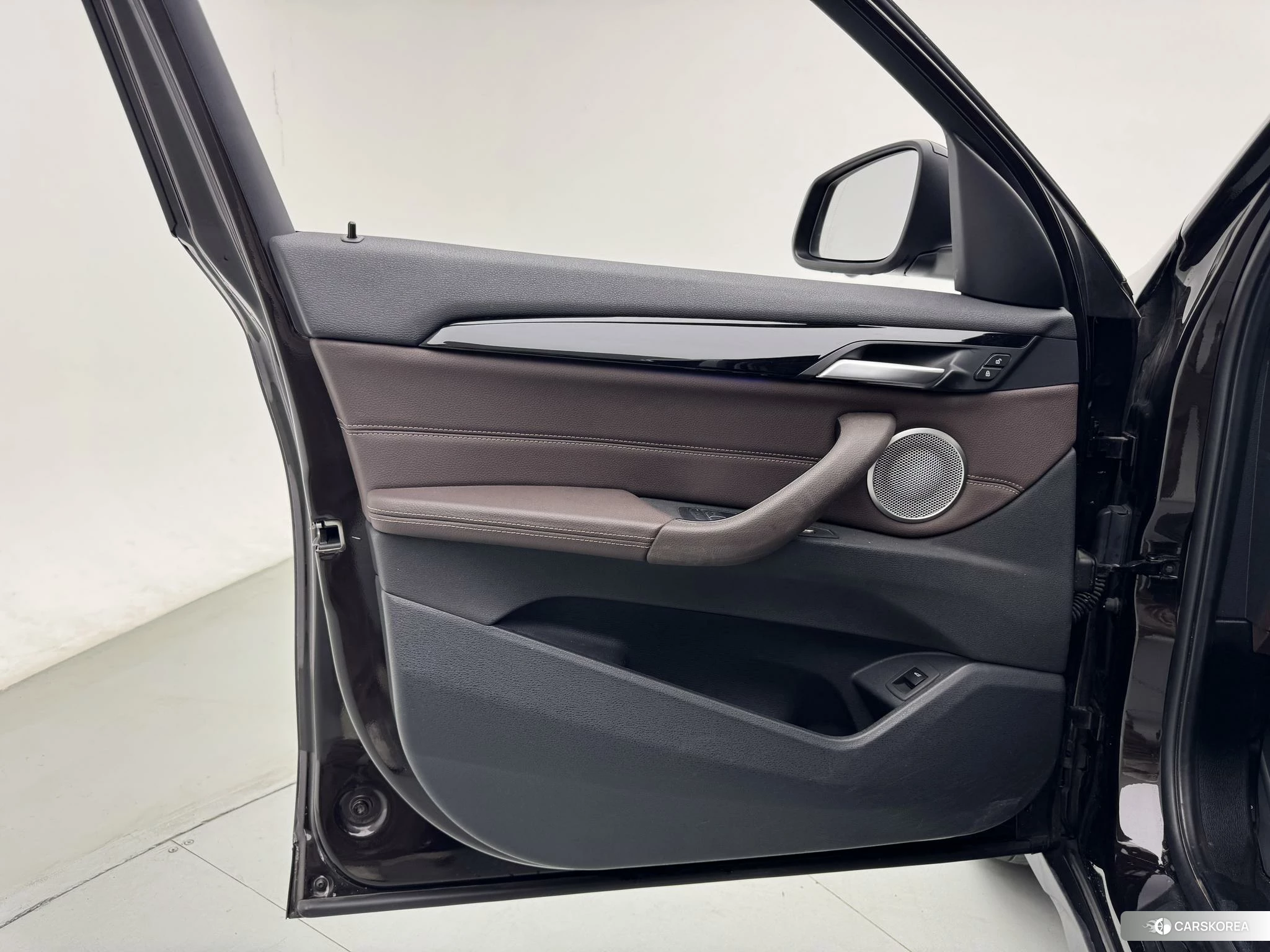 BMW X1 id 4514756 из Китая 11