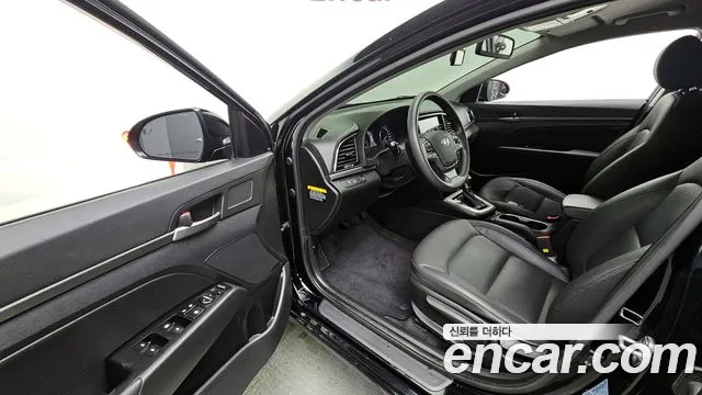 Hyundai Avante AD id 2699722 из Кореи 11