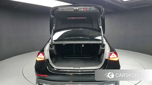 Mercedes-Benz E-Class W214 id 3491971 из Кореи 11