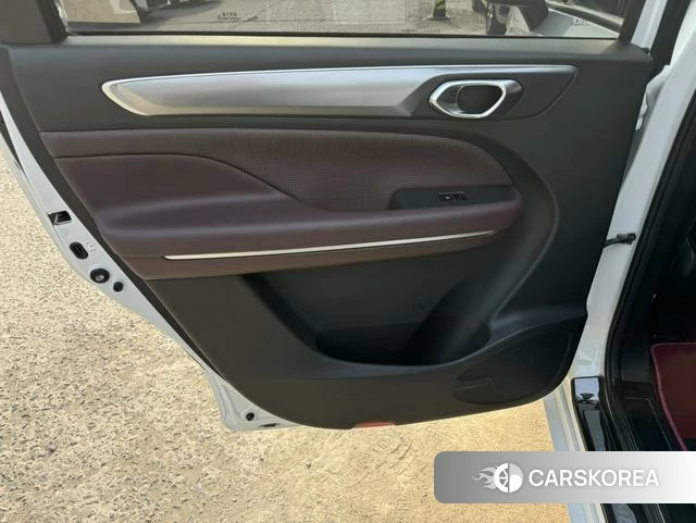 GAC Trumpchi Trumpchi M6 id 4235930 из Китая 11