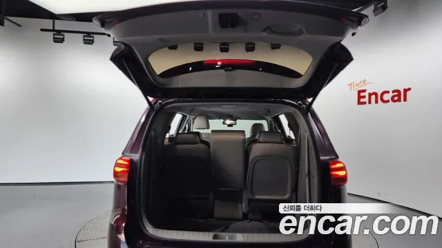 Kia The New Carnival id 2712325 из Кореи 11