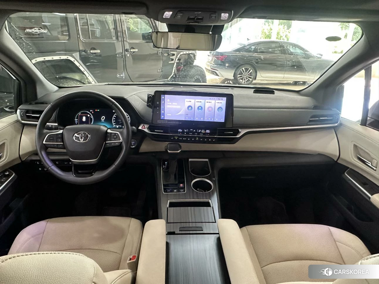 Toyota Sienna id 4510787 из Китая 11