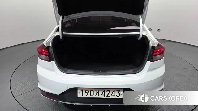 Hyundai The New Avante AD id 4429882 из Кореи 11