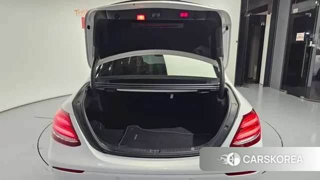 Mercedes-Benz E-Class W213 id 3028992 из Кореи 11