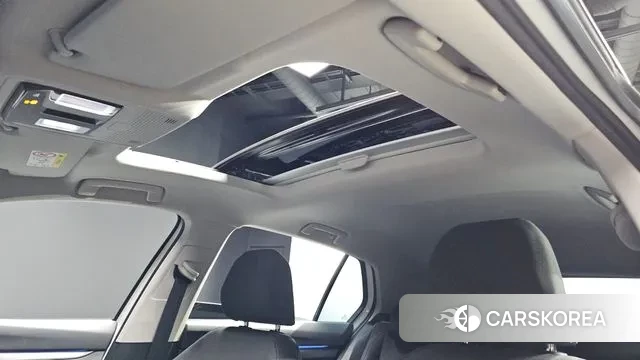 Volkswagen Golf 8th Generation id 2998153 из Кореи 11