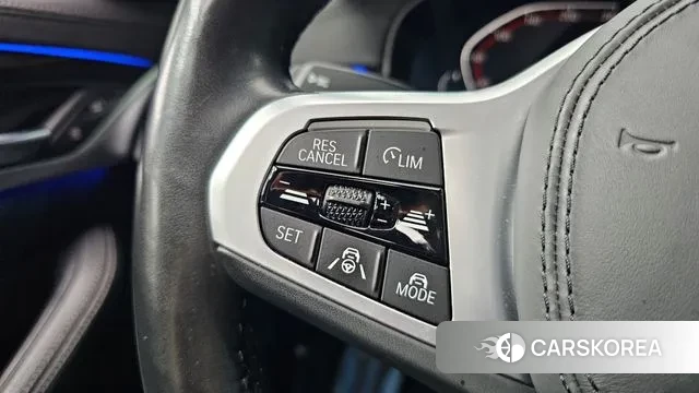 BMW 5 Series (G30) id 3556441 из Кореи 11