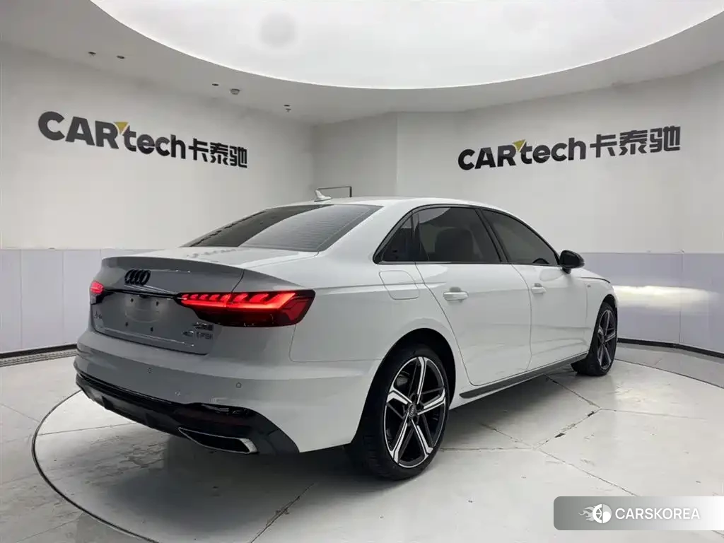 Audi A4L id 4576393 из Китая 11