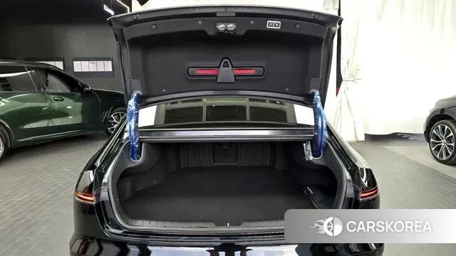 Hyundai Grandeur (GN7) id 2889528 из Кореи 11